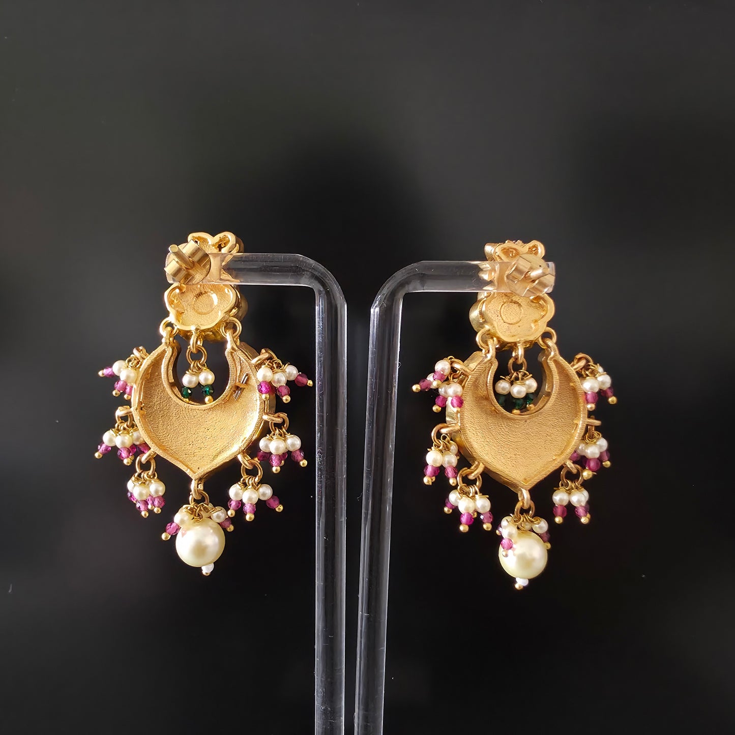 GOLD PLATED JADAU KUNDAN WITH PEARL DROP CHANDBAALI