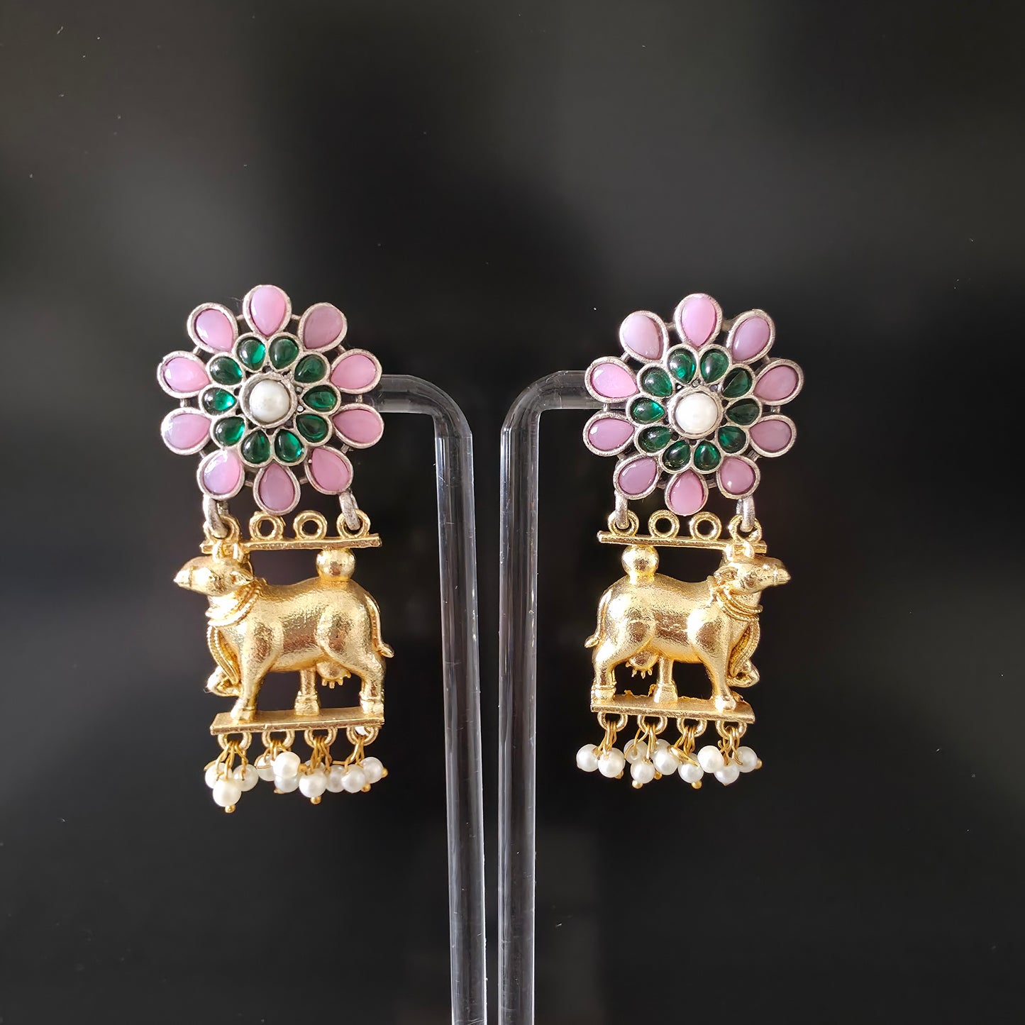 NANDI DUAL TONE SILVER OXIDISED EARRING