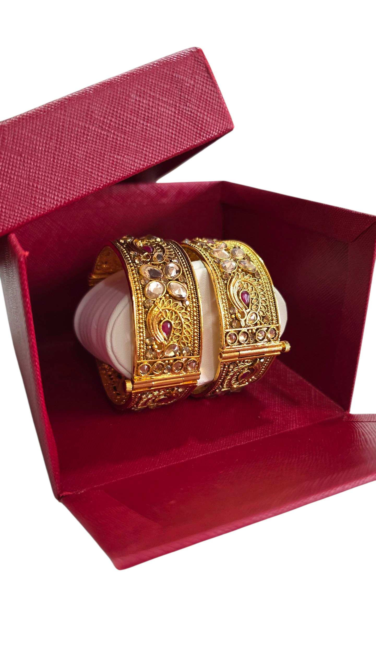 MAT GOLD PLATED KUNDAN ADJUSTABLE BANGLES