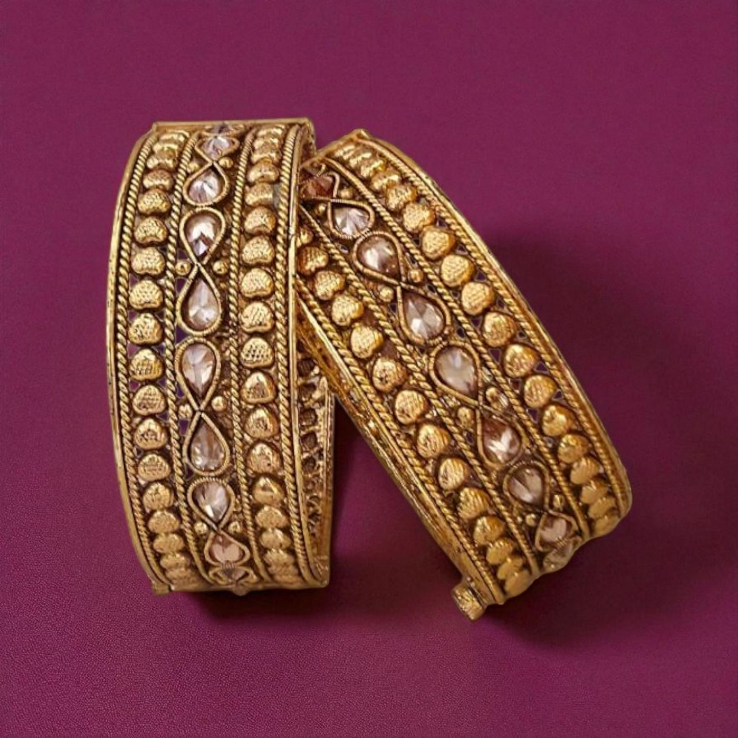 GOLD MAT FINISH KUNDAN ADJUSTABLE BANGLES