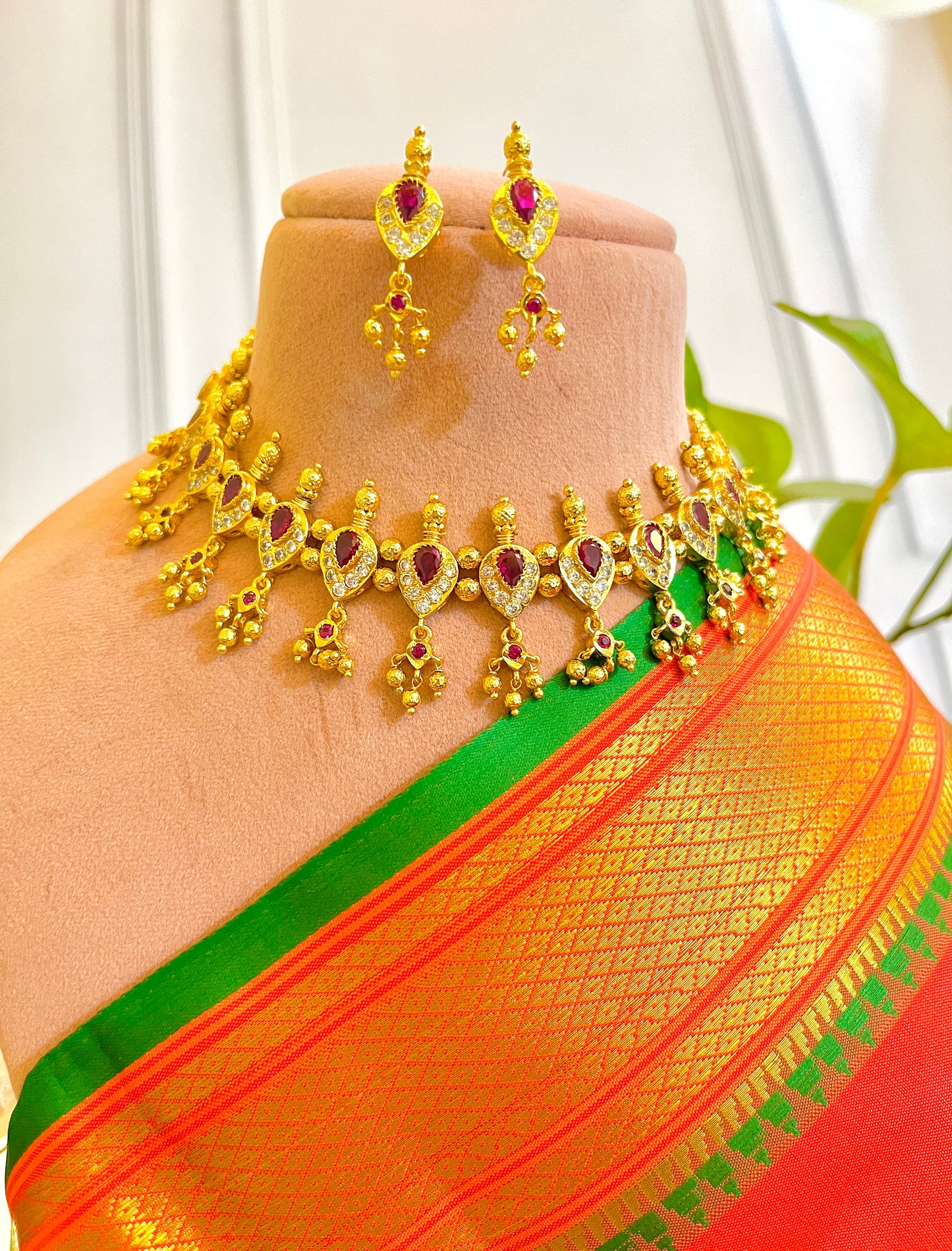 PREMIUM RUBY GOLD PLATED MAHARASHTIAN TRADITIONAL CHICHPETI CHOKER SET