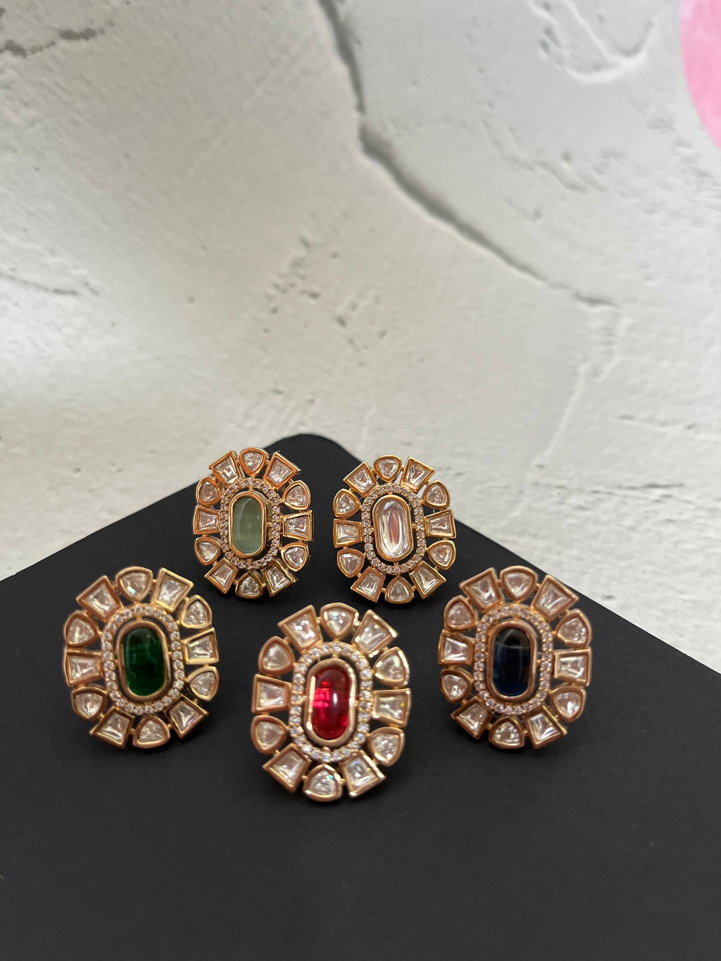 CLASSIC OVAL DESIGNER POLKI STUD EARRING