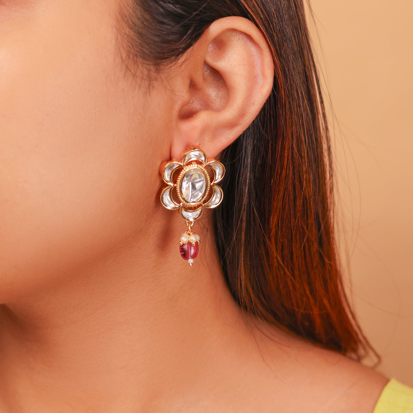 GOLD PLATED UNCUT POLKI STUD EARRING