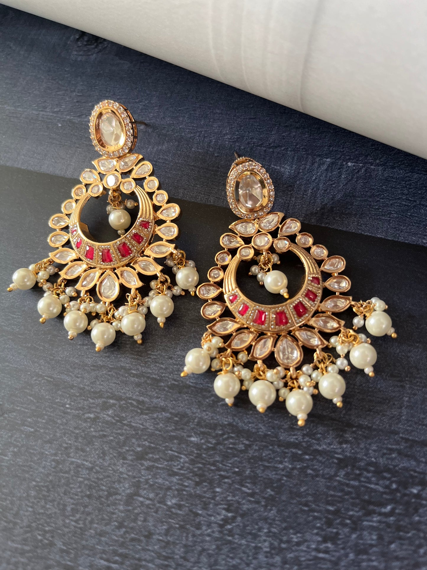 ROYAL JAIPURI PREMIUM MOSSANITE POLKI WITH KUNDAN CHANDBALI