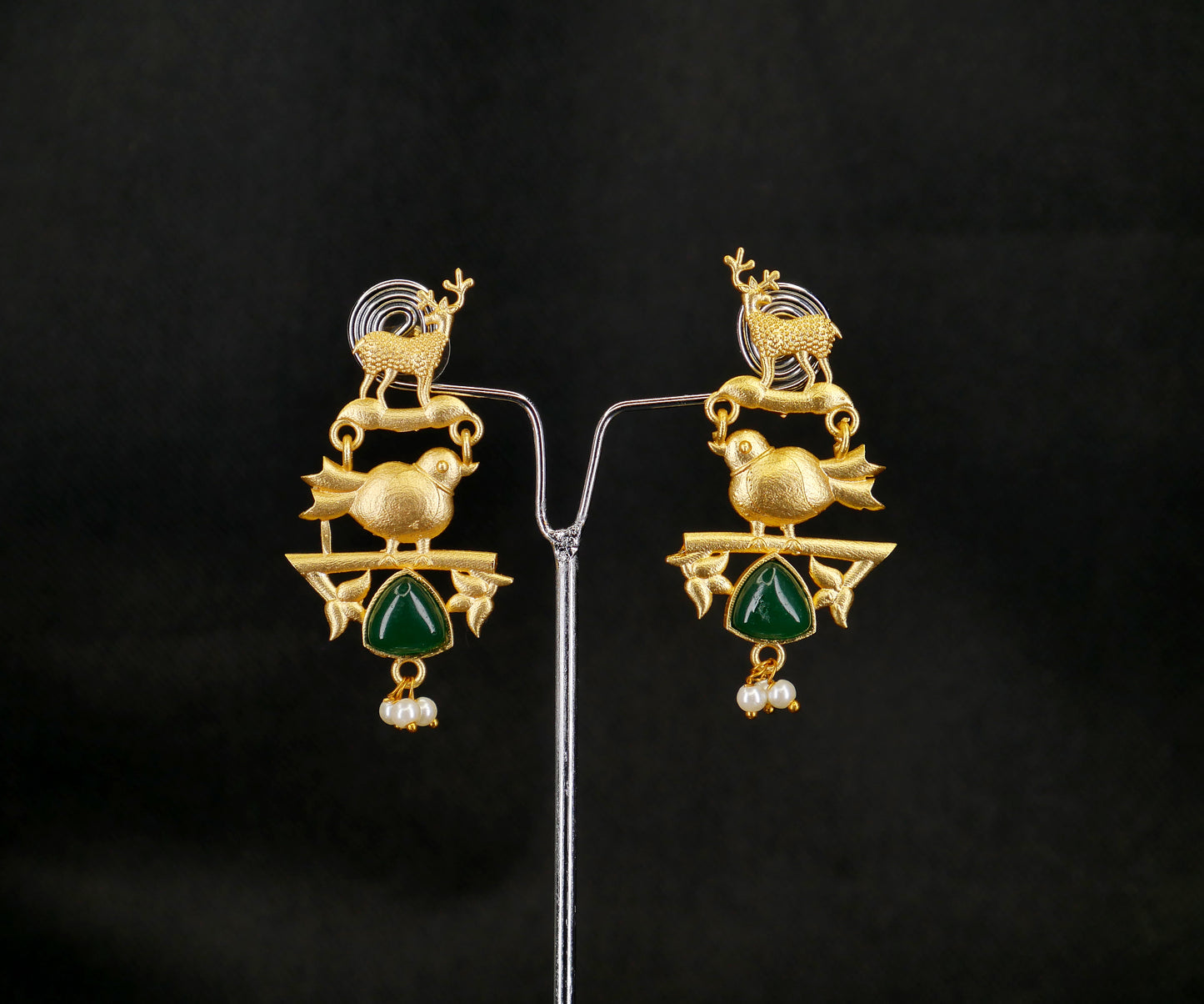 VANARASA ANTIQUE GOLDEN BRASS EARRING