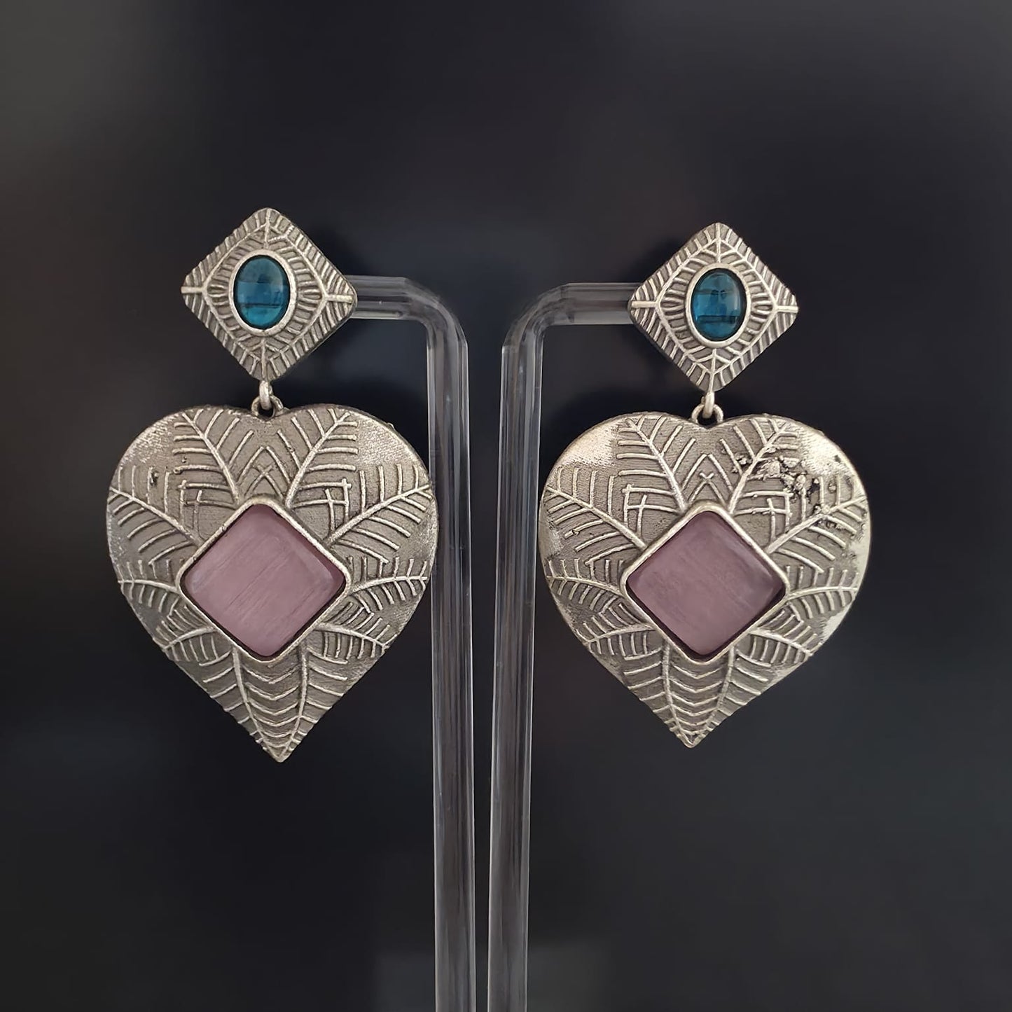 NOOR HEART MONALISA OXIDISED EARRINGS