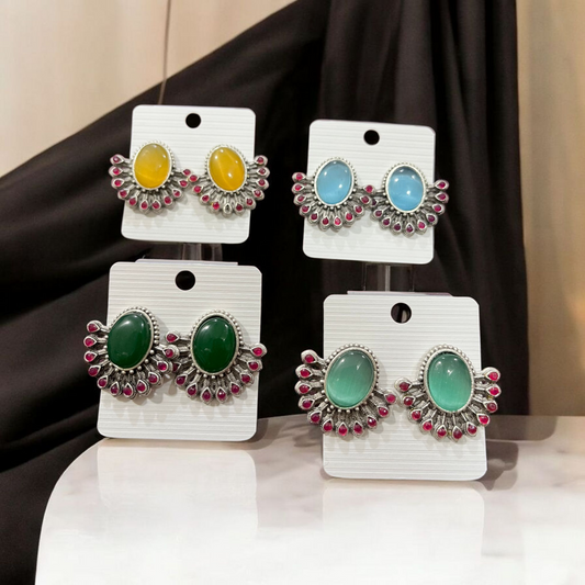 RASIKA BLOOM STUD EARRING