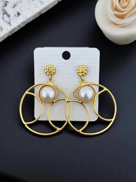 BOHO TRINKETS GOLDEN BRASS EARRING