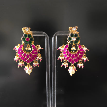 GOLD PLATED JADAU KUNDAN WITH PEARL DROP CHANDBAALI