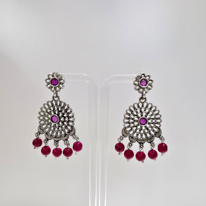 MAROON FOAM FLOWER DUAL TONE OXIDISED SILVER CHOKER SET