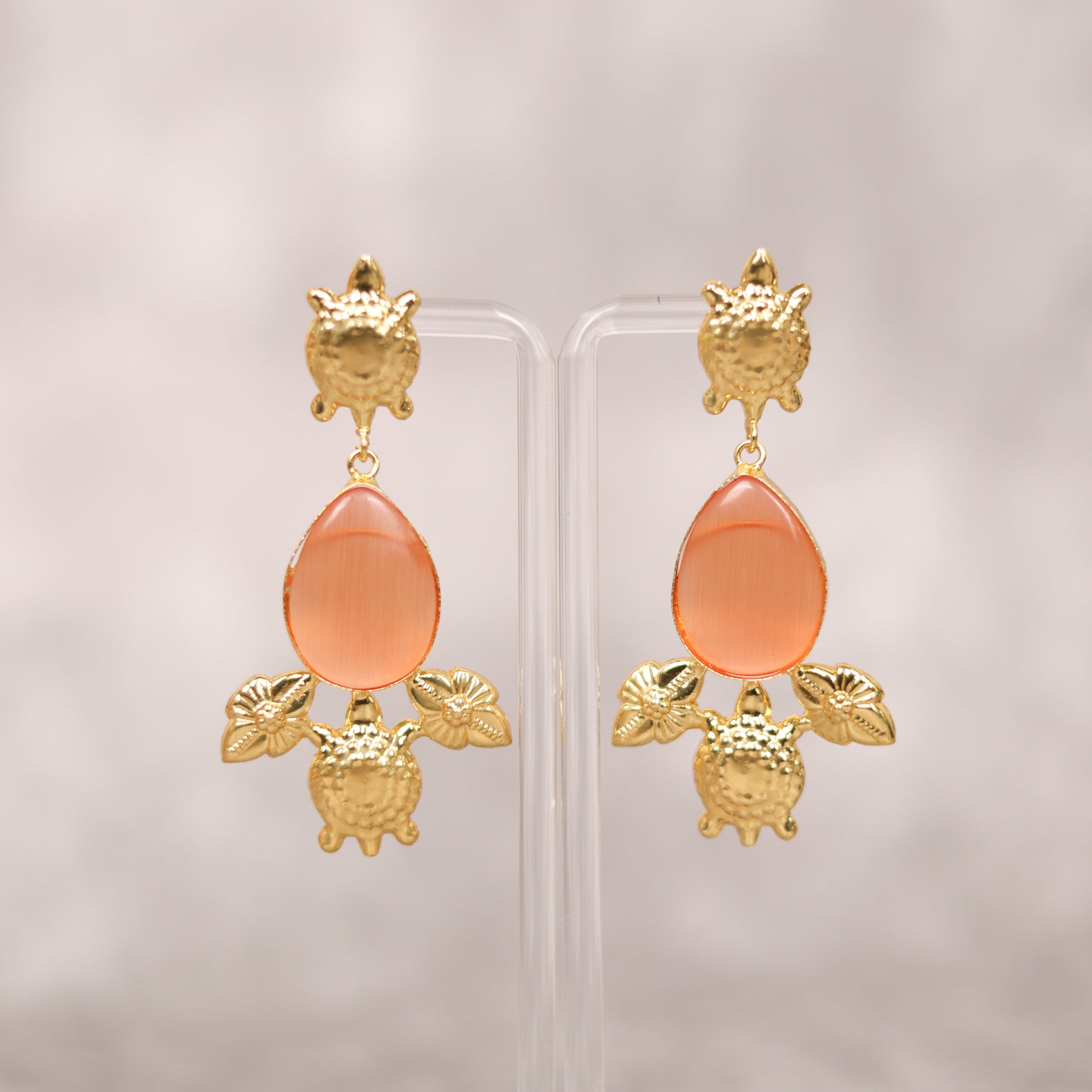 TURTLE GLOW DROP DANGLER EARRING