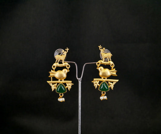 VANARASA ANTIQUE GOLDEN BRASS EARRING