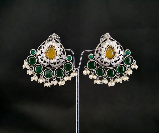 MONALISA STONE OXIDISED STUD EARRING