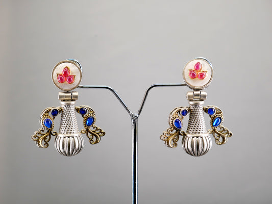 AVANTI CLASSIC DUAL PEACOCK TANJOR ART GERMAN SILVER EARRING